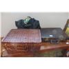 Image 1 : Wicker Picnic Basket, Briefcase, Duffle Bag