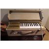 Image 1 : Companion Portable Organ 