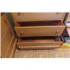 Image 8 : 6 Drawer Dresser with Dovetail Drawers 58'' x 46'' x 17'' and Mirror