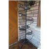 Image 1 : Metal Spiral Staircase Stand 