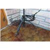 Image 2 : Metal Spiral Staircase Stand 