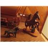 Image 2 : Rustic Chuck Wagon Lamp, Horse Displays