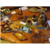 Image 1 : 5 Pottery Set, 3 Wood Deer, 3 Wood Servers, Wood Mail Box