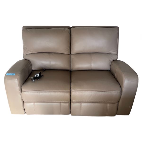 Prospera Home Top Grain Genuine Leather Power Recliner Loveseat Retail $2,600