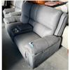 Image 2 : Prospera Home Dual Reclining Loveseat w/Center Console & Cup Holders