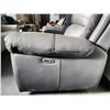 Image 3 : Prospera Home Dual Reclining Loveseat w/Center Console & Cup Holders