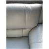 Image 4 : Prospera Home Cream Leather Chair