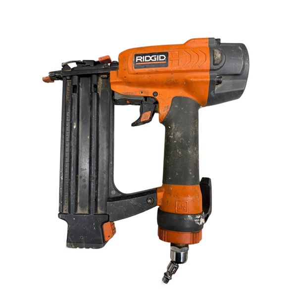 Ridgid R213BNA Brad Nailer