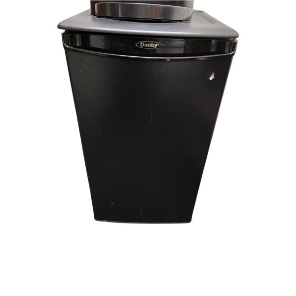 DANBY Bar Fridge