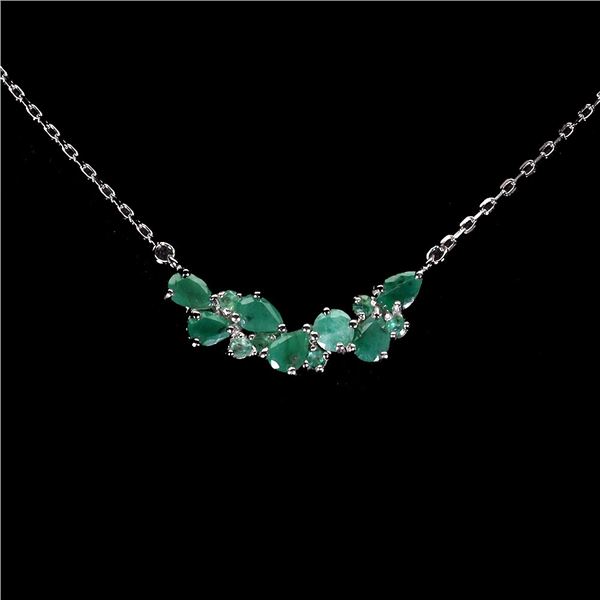 EMERALD NECKLACE IN 14K WHITE PLATED GOLD OVER 925 STERLING SILVER - 17.5 INCHES LONG - APPRAISED RE