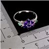 Image 3 : AMETHYST AND EMERALD RING IN 14K WHITE PLATED GOLD OVER 925 STERLING SILVER - SIXE 7 - APPRAISED REP