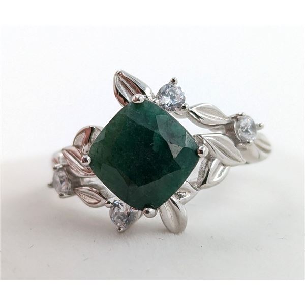 2.5 ct Authenticated Silver Emerald gemstone RIng ($4,870 Appraisal)