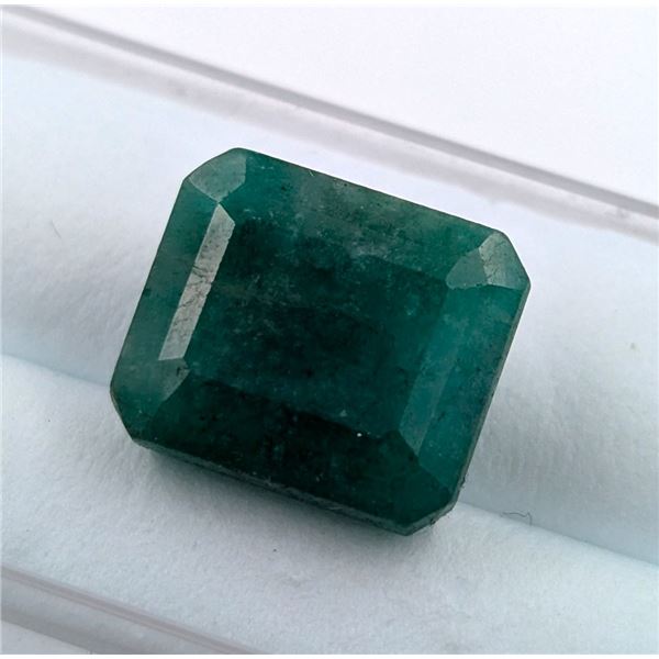 8.15 ct Authenticated Emerald gemstone ($12,225 Appraisal)