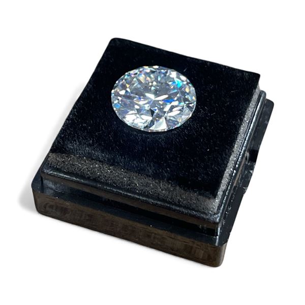 New 6.0ct Moissanite Lab Diamond, Round Brilliant Cut - D - VVS1 Tests Positive with a Diamond Teste