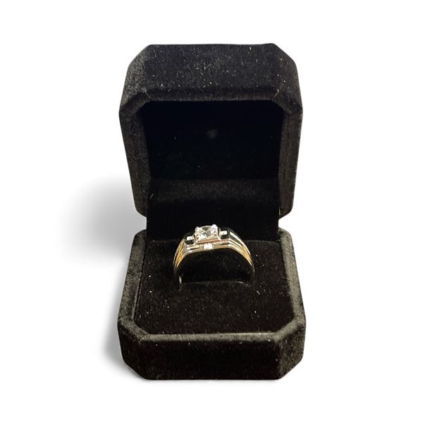 New 925S 1.0ct Diamond (CZ) Man's Ring - Resizable - Mounted in 925 Sterling Silver with White Gold 