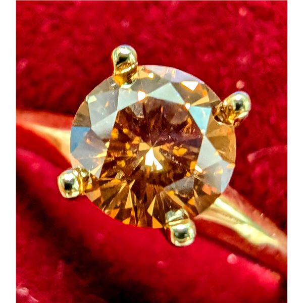 $2600, 10K(1.6g), LAB COLOR DIAMOND (0.7ct)RING, size 6, appraised value $2600, ring resizeable for 