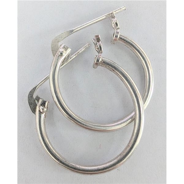 $40, SILVERSMALL HOOP EARRING, appraised/retail value $40
