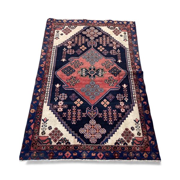 Saveh It has sheep wool w/vegatible dye, rare map Persian Rug Handmade in Iran (M:194x126cm)