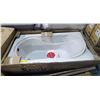 Image 3 : New Technoform Built-in Nova Bathtub, RV: $559 CAD, Approx. 60" x 32"