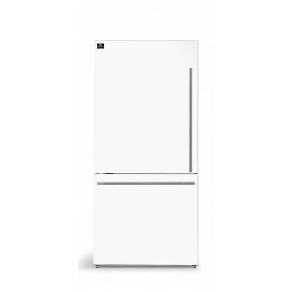Forno 17.2Cu. Frost Free Refrigerator w/ Ice Maker, Model FFFF1786 - Retail Value $2,299.99 (Tested 