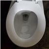 Image 3 : Glacier Bay Two-Piece White Toilet - Overall H27" x W14"