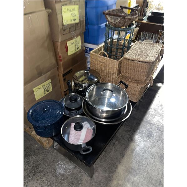 Group of 12 Pcs Kitchenware and Storage Baskets