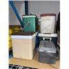 Image 1 : 6 Vintage Coolers - Various Sizes