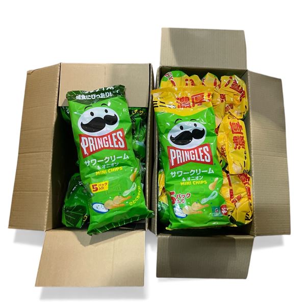 Pringles Mini Chips (2 Boxes) Sour Cream & Onion (Japanese) (Best By Sept 2025)