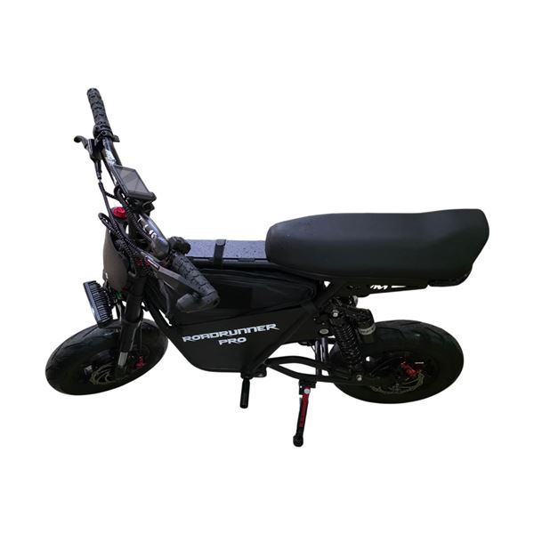 NEW Voro Motors Road Runner Pro - ODO: 73 km's - Top Speed - 75km/h - retails: USD$3750