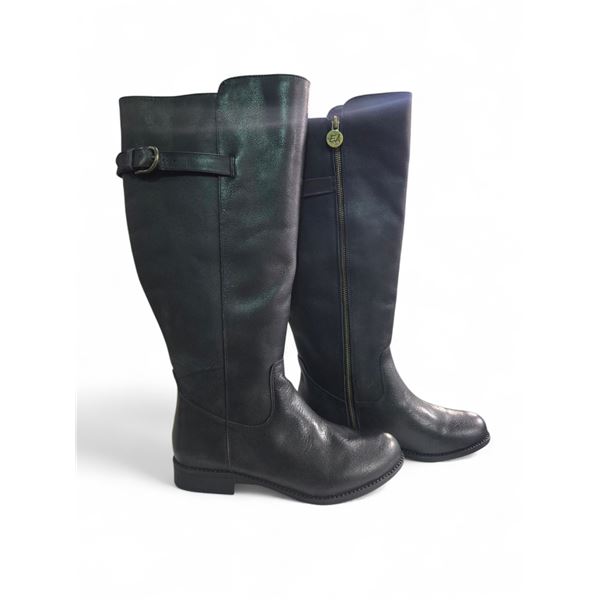 Elizabeth Anne Boots - The European, Brown, Size 8.5