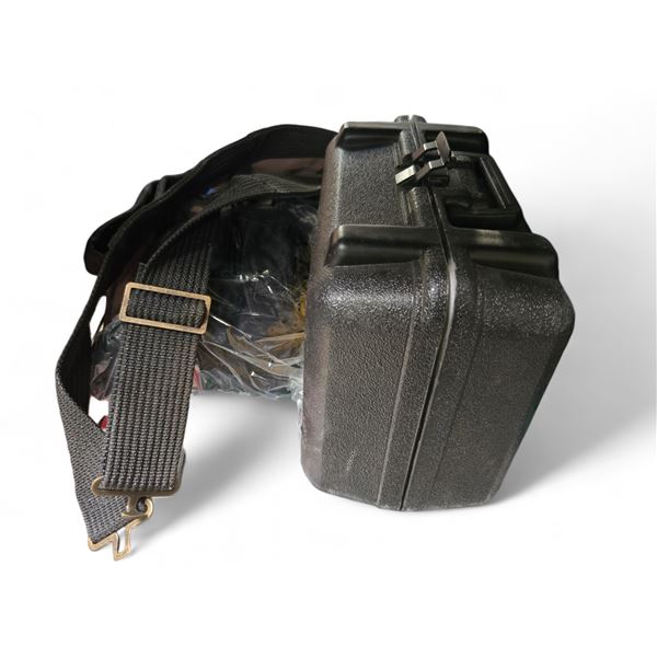 DeWALT Palm Grip Sander & Tool belt