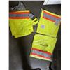 Image 1 : 3 NEW XXL 3M COVERALLS