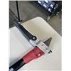 Image 2 : NEW ALTERRA WEED PICKER