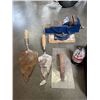 Image 2 : HAND TOOLS, VICE,  AND 1/2" AIR RATCHET
