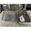 Image 3 : SLATWALL PEGS, BASKETS ETC