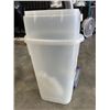 Image 2 : DIRT DEVIL CANNISTER VACUUM AND WRAPPING PAPER CONTAINER