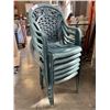 Image 1 : 6 STACKING PATIO CHAIRS