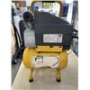 Image 1 : POWERFIST 150PSI AIR COMPRESSOR
