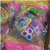 Image 2 : 40 NEW XL POPPIT HELLO KITTY AND 2 SETS OF NEW ASSORTED FIDGIT SENSORY TOYS
