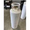 Image 1 : 100LB PRPAONE TANK W/  MANUFACTURER DATE OF 07/19 - GOOD UNTIL 07/2029