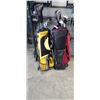 Image 1 : 2 GOLF CLUB SETS WITH STAND BAGS