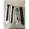 Image 1 : 3 NEW EVO BIKE SEAT POSTS AND NEW EVO KICKSTAND