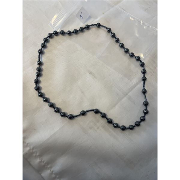BLACK ALASKAN DIAMOND BEADS NECKLACE