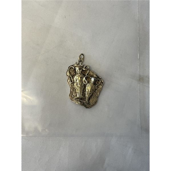 VINTAGE SOLID STERLING SILVER PENDANT MARKED STG + HALLMARK