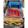 Image 1 : LITTER BOX, DOG COSTUME, AND PUREPAIL