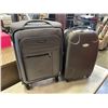 Image 1 : 2 SUITCASES - 1 HARDSIDED