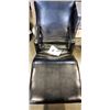 Image 2 : MCM BLACK LEATHER LOUNGE CHAIR