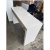 Image 3 : IKEA HALL DESK WITH GLASS TOP
