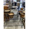 Image 1 : 5 OUTDOOR HEAVY PLANT POTS