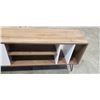 Image 2 : MODERN MEDIA CABINET